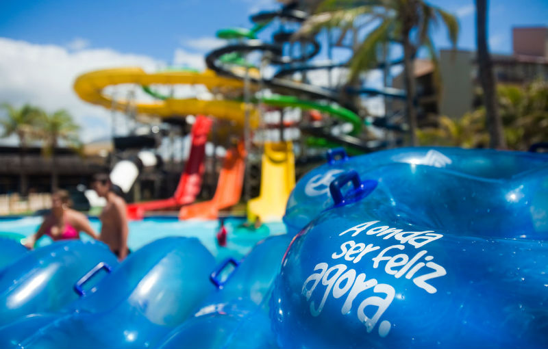 BEACH PARK PROMOVE AÇÃO SOCIAL COM 170 CRIANÇAS